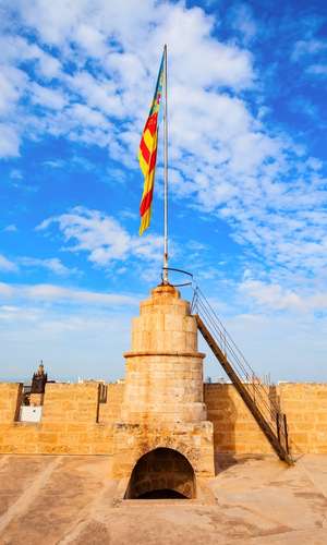 Bájate en las atracciones, museos y monumentos de Valencia con un tour en autobús con paradas libres – Paradas prácticas y visita panorámica en 2025
