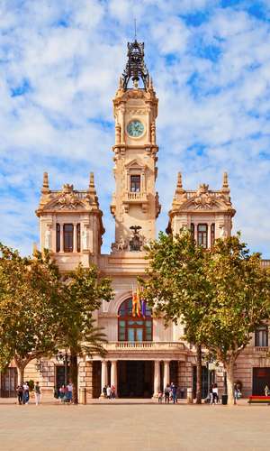 Reserva tu tour panorámico en autobús con paradas libres en Valencia, España – Billetes oficiales, rutas flexibles y cancelación gratuita en 2025